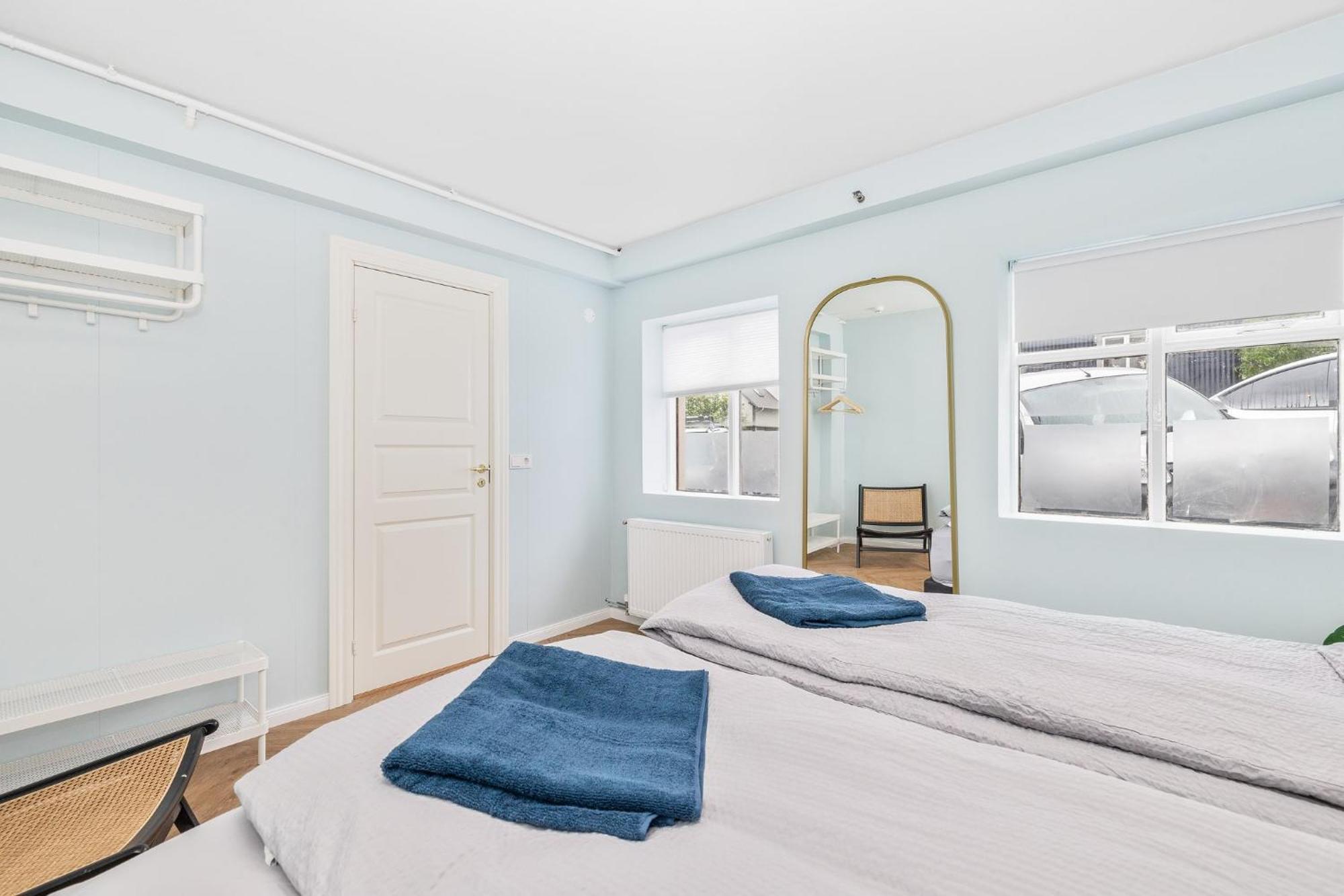 Downtown Baldursbra - Two Bedroom Apartment レイキャヴィーク エクステリア 写真